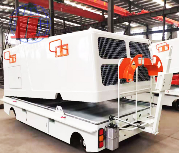 济南机场用自行多功能车